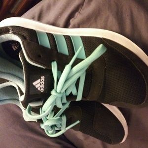 Adidas Cloudfoam (Unisex)